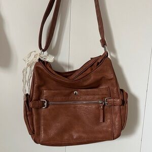 Bueno Brown Leather Shoulder Bag